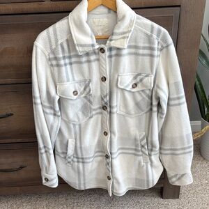 Gray Plaid “Shacket”. Very soft & fuzzy warm!